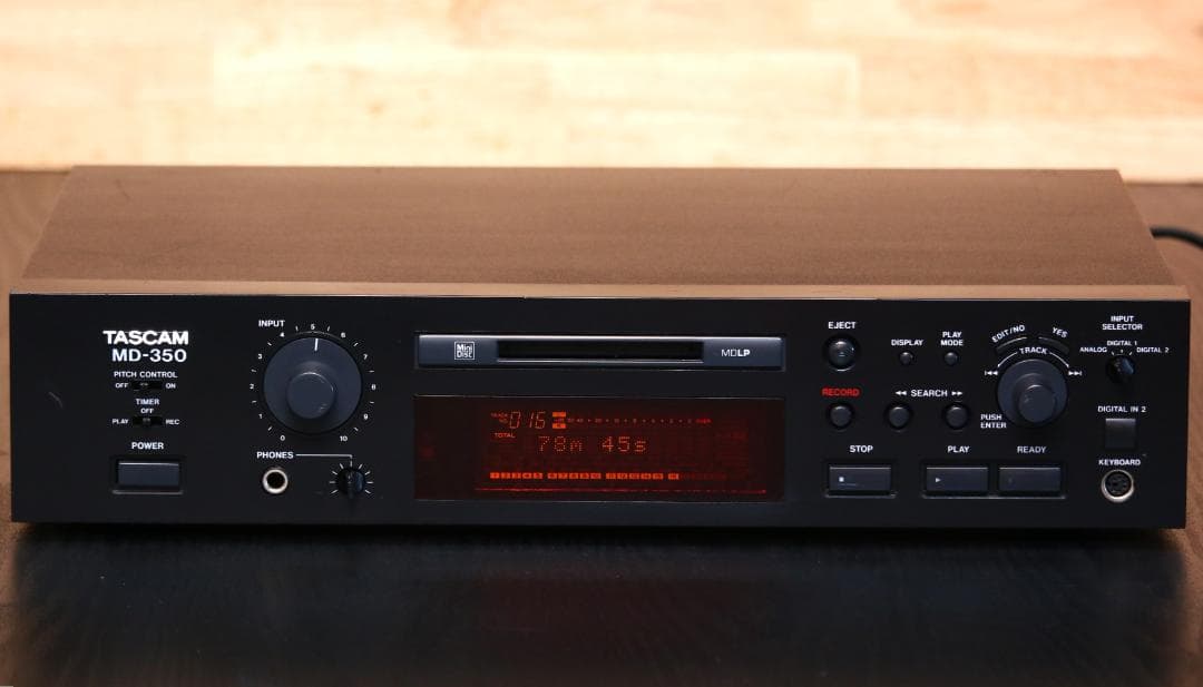 TASCAM MD-350　プロフェッショナル　MDプレーヤー/レコーダー