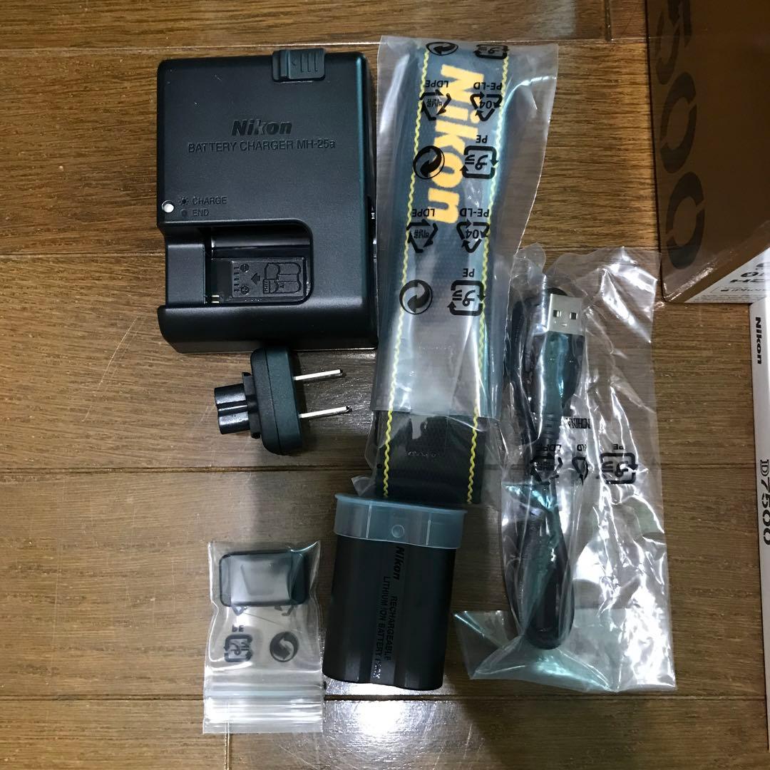 新品同様 ニコンD7500デジタル一眼レフ　ボディ