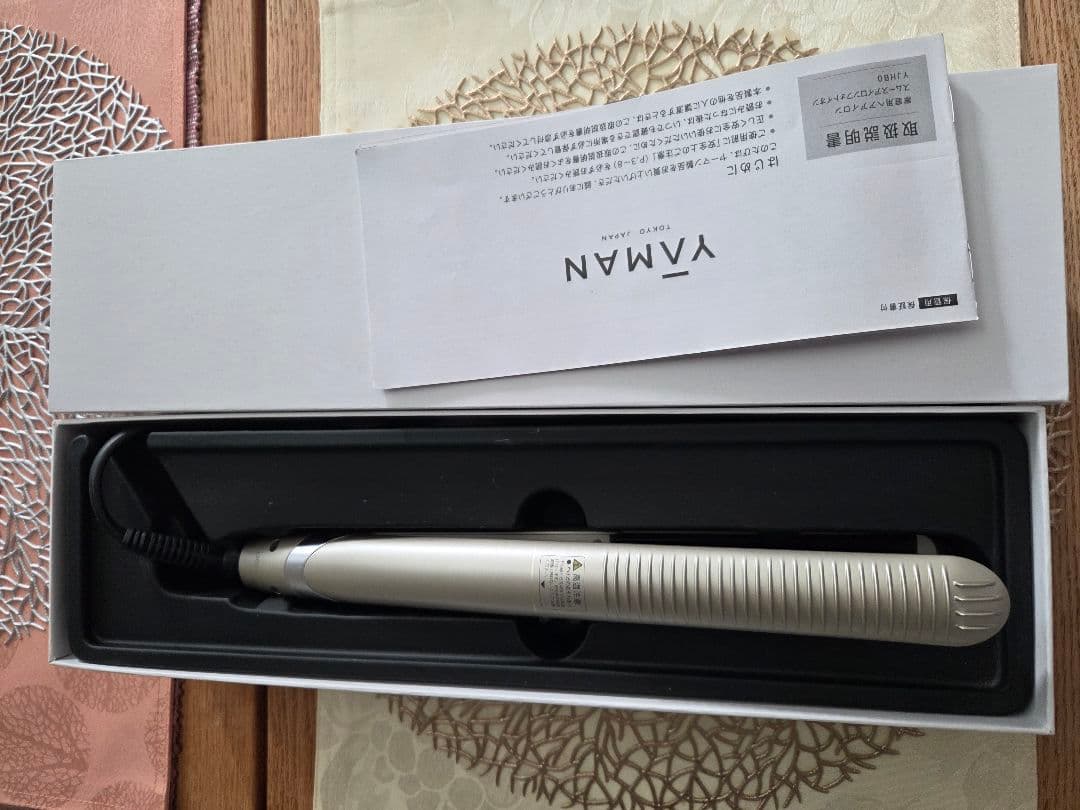 YA-MAN ストレートヘアアイロン シルバー Amazon | ヤーマン ストレートヘアアイロン スムースアイロン フォト