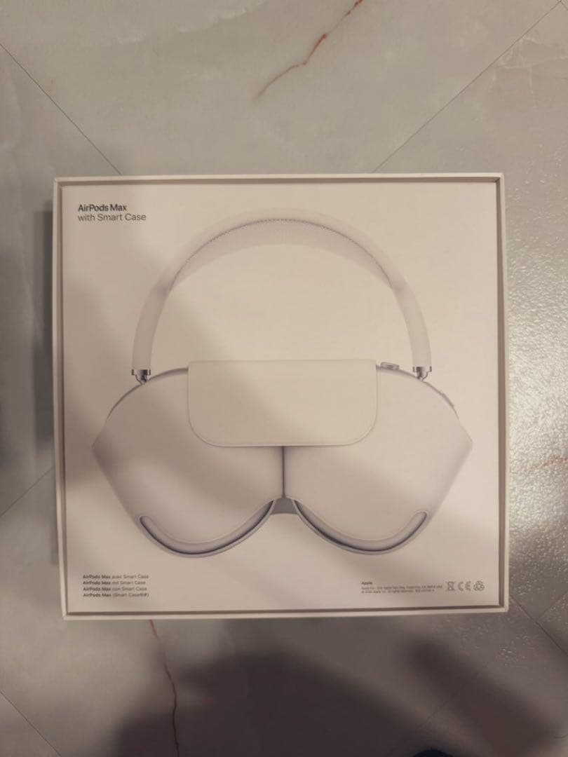 ヘッドホン Apple AirPods MAX