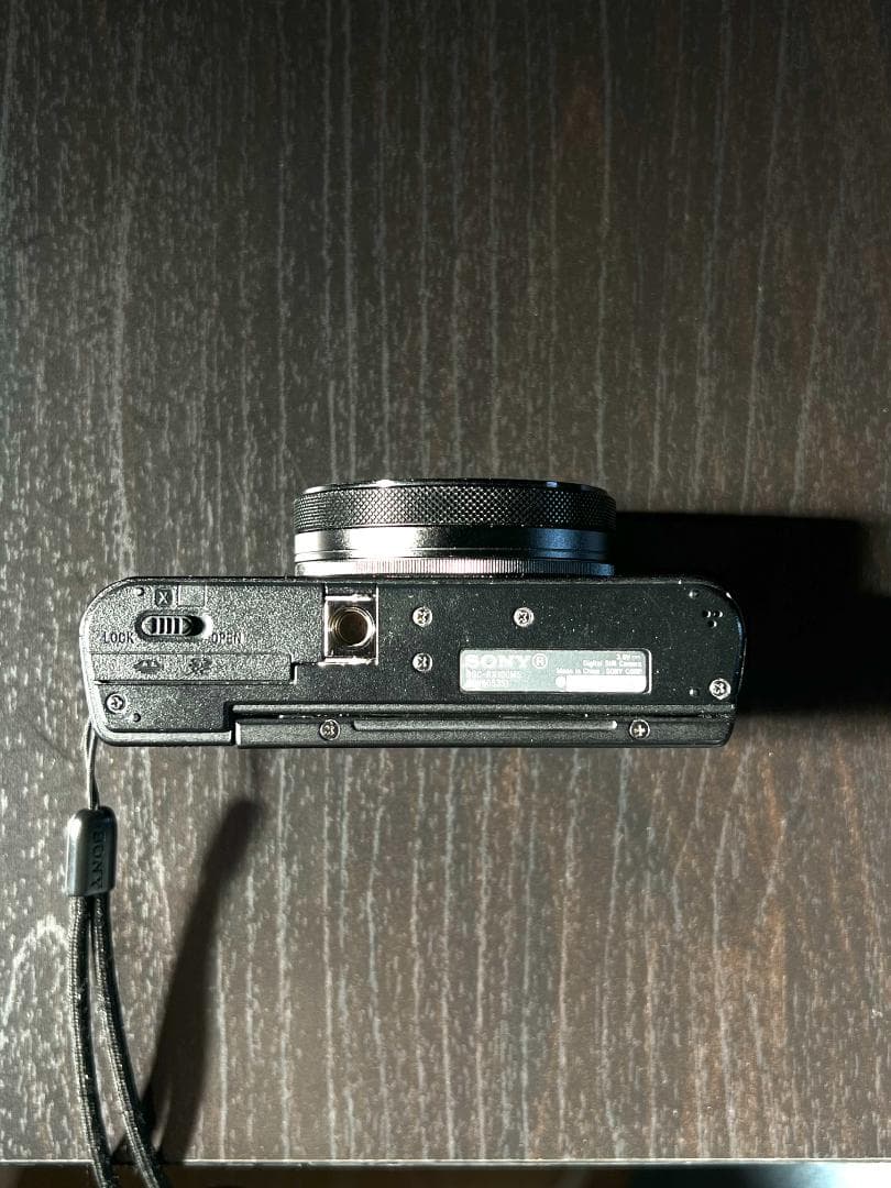 SONY デジタルカメラ Cyber-shot DSC-RX100M5