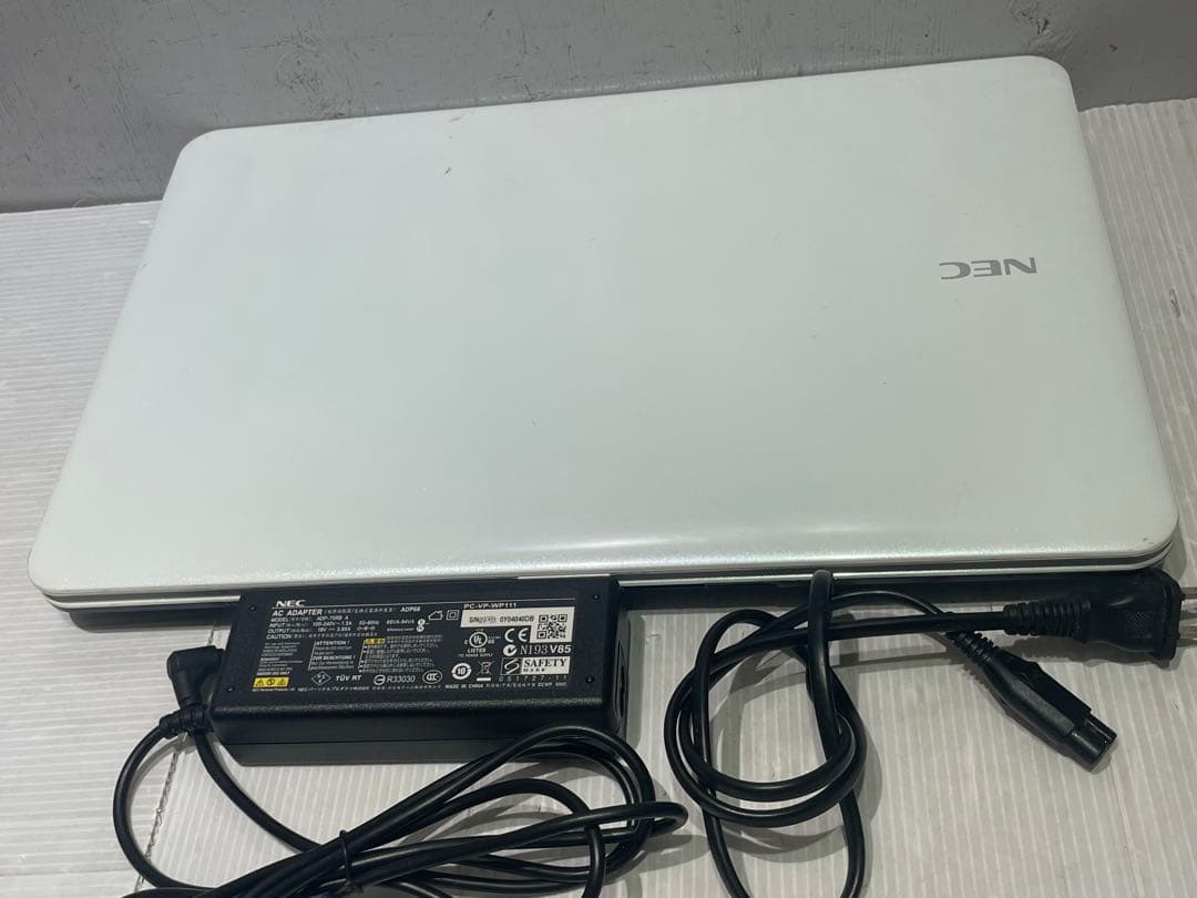 【NEC/エヌイーシー】パーソナルコンピュータ　パソコン　通電確認済　PC
