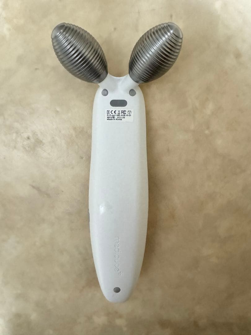 美顔器4点 メディキューブ, SALONIA