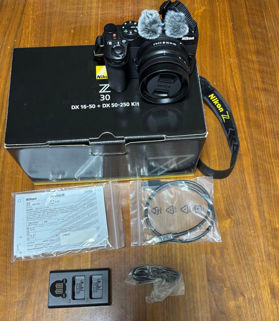 NIKON Z30 ＋ SmallRig、NIKKORレンズ1本