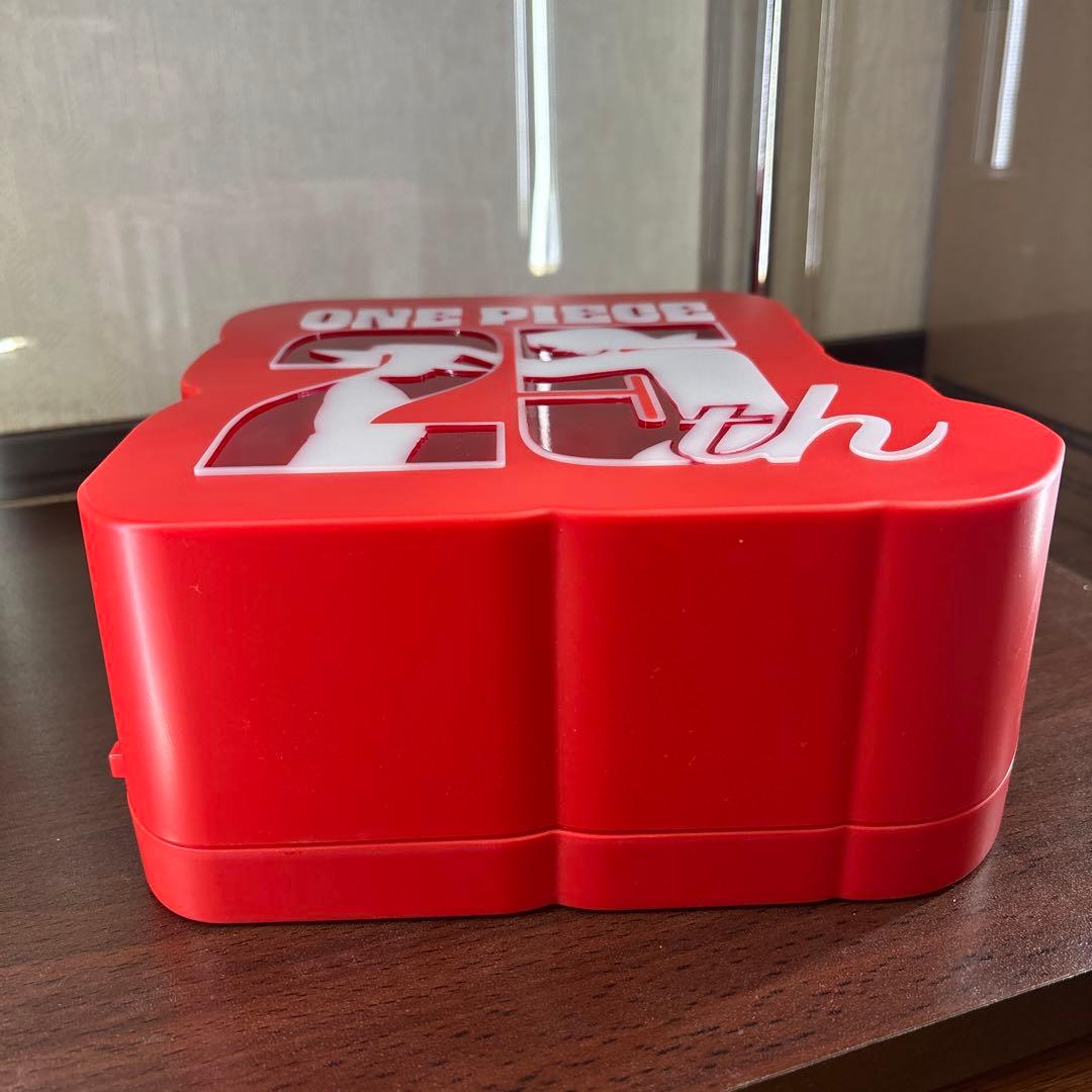 三連休特価】ワンピース 25周年記念 ロゴスタンド ライト - メルカリ