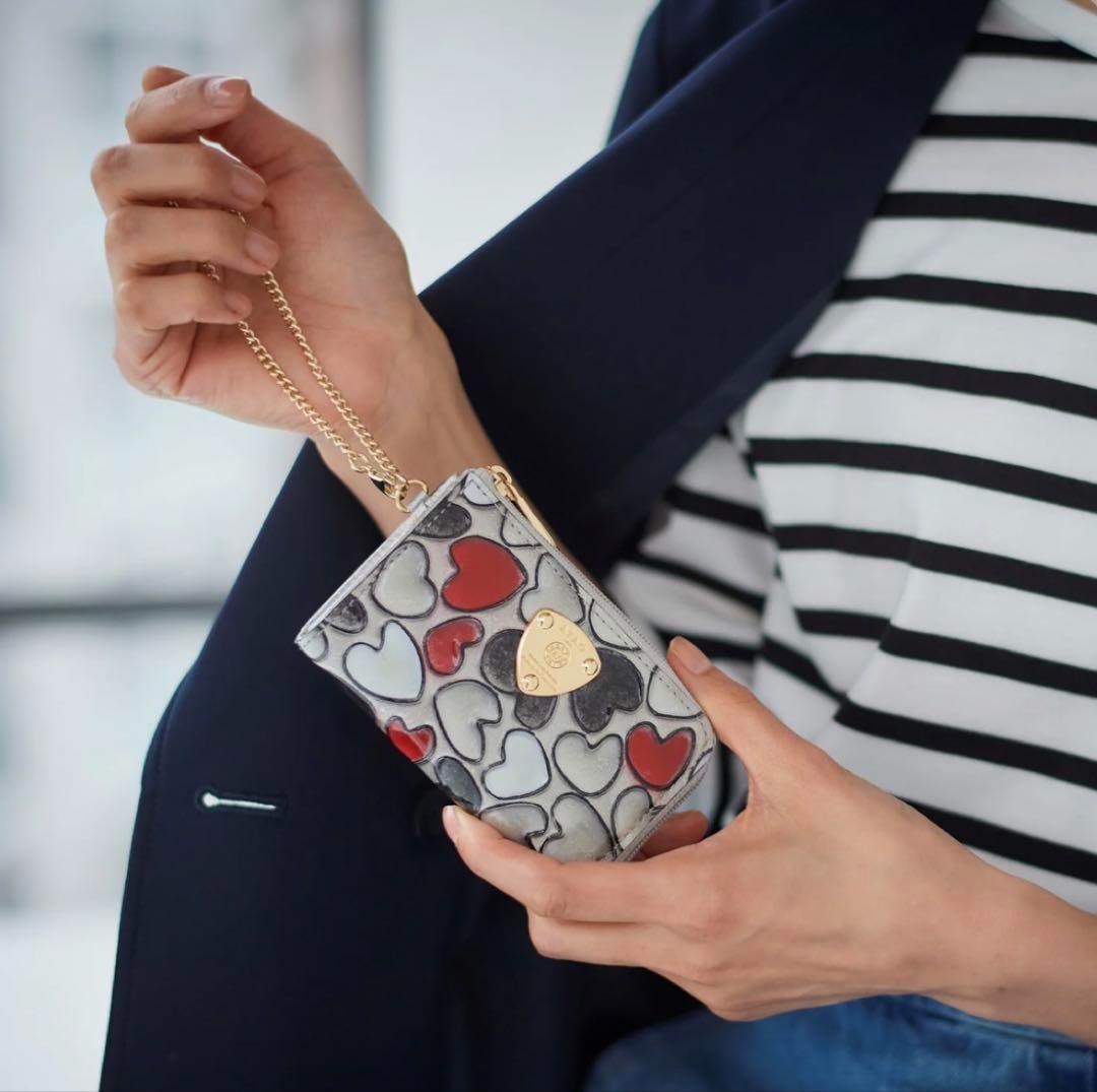 ATAO アタオ ベル ハッピーヴィトロ プラチナグラス ハート キーケース