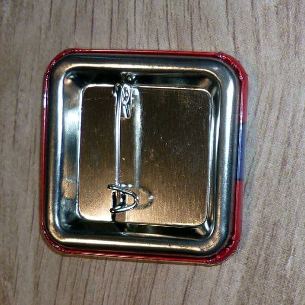 逆転裁判画廊 牙琉霧人 缶バッジ スクエアバッジ 逆転裁判