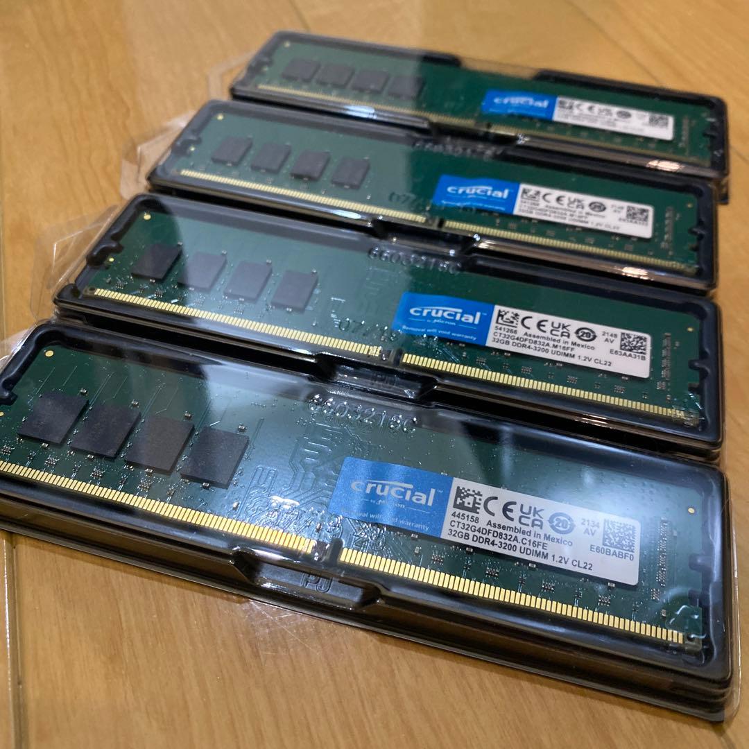 メモリ128GB/32GB×4枚 CT2K32G4DFD832A Crucial