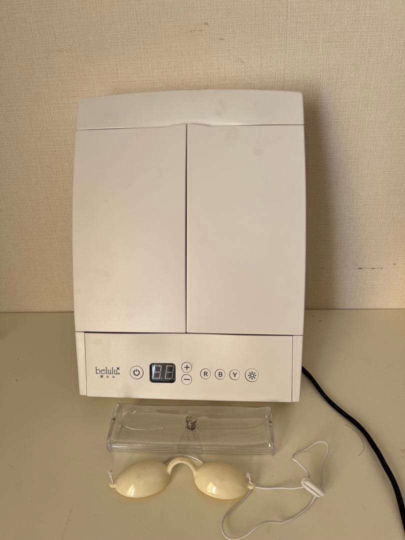 belulu hikari plus フォトフェイシャルLED美顔器　特価