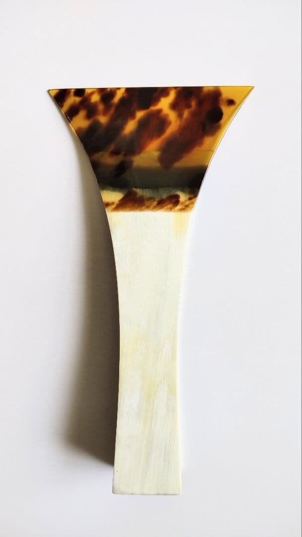 ゆはみ【新品・未使用】 希少最高級白水牛鼈甲撥です