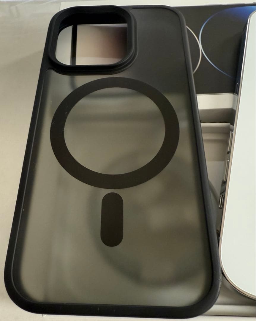 iPhone 14 Pro 256GB シルバー SIMフリー ケース付