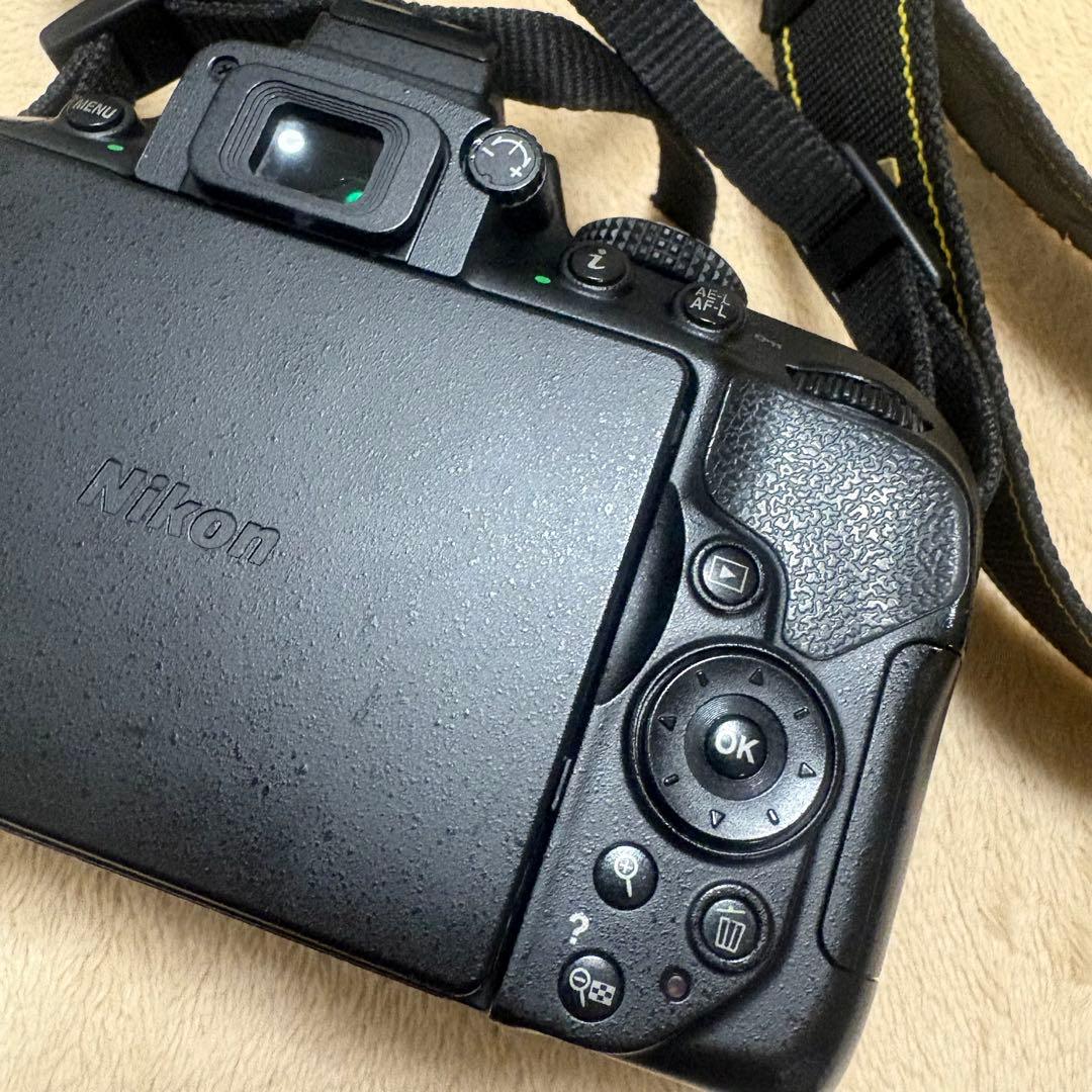 Nikon D5300 デジタル一眼レフカメラ 本体