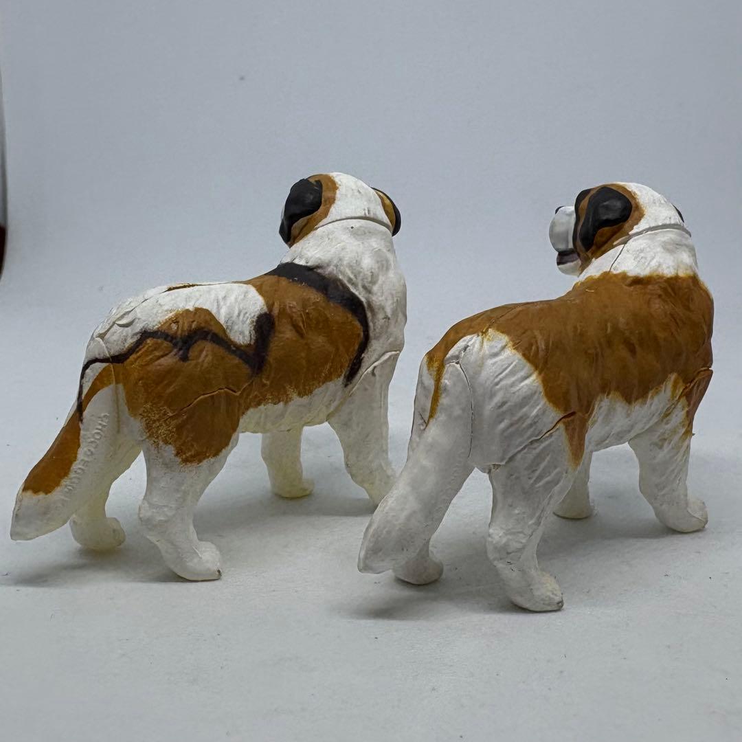 セントバーナード 柄違いフィギュア 2体セット - メルカリ