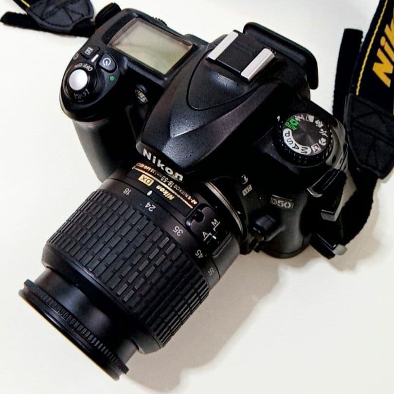 即日発送【美品/動作品】ニコン一眼レフD50/18-55mmレンズ付属品付