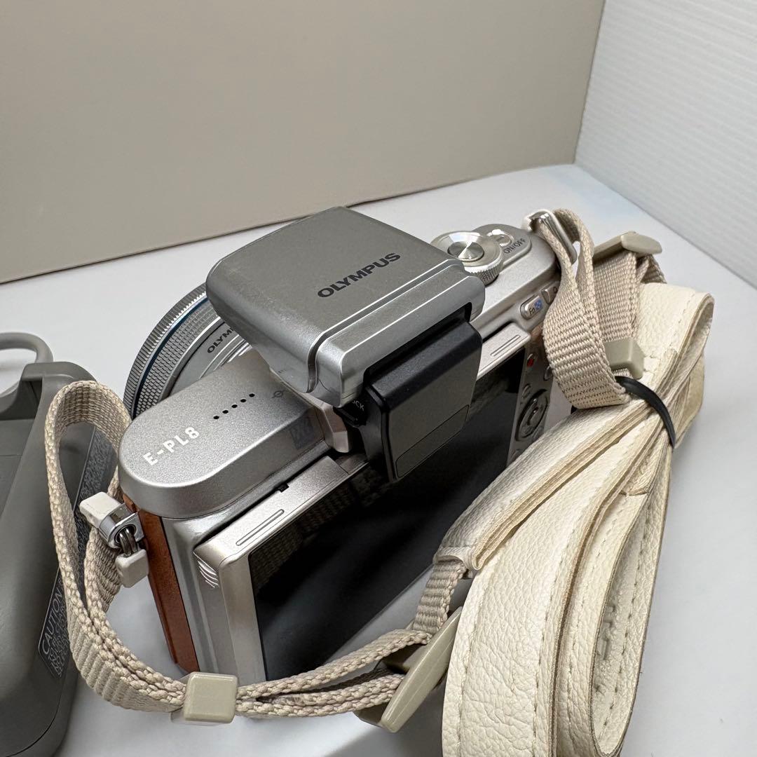 2778 オリンパス PEN lite PL8 ミラーレス一眼 カメラ