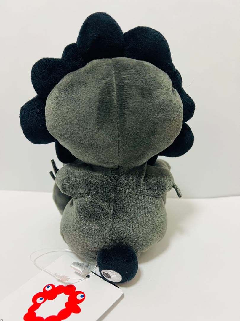 ミャクミャクお手玉風ぬいぐるみ 黒 ブラック Sサイズ - メルカリ