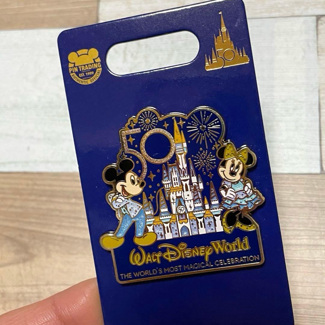 ディズニーワールド WDW限定☆50周年。ミッキー♡ミニー。ピンバッジ