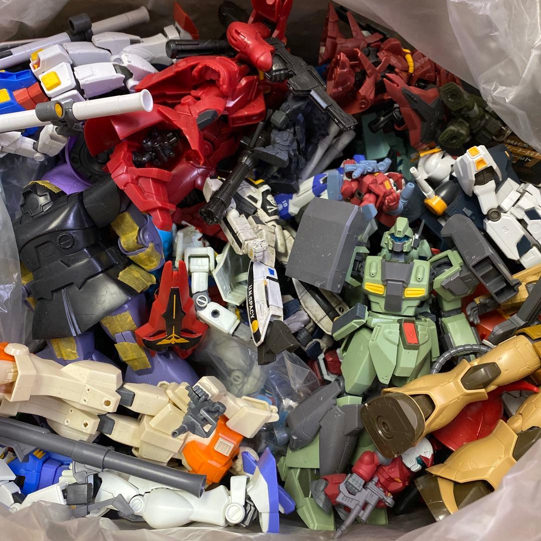 ジャンク】ガンプラ その他 3.8kg まとめ売り - メルカリ