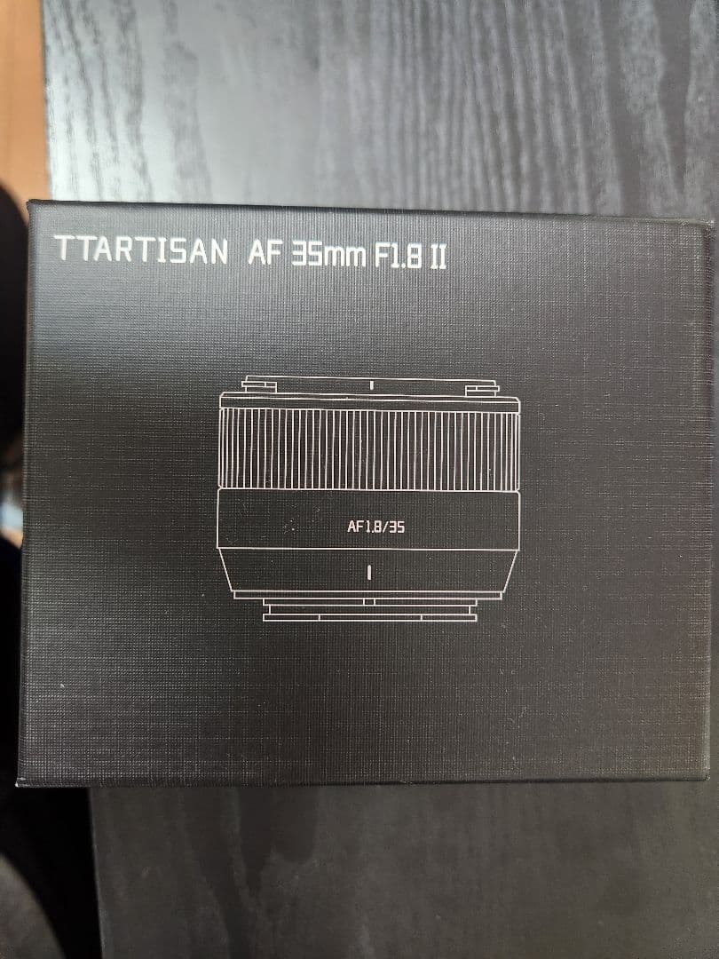 TTARTISAN AF 35mm F1.8 II　Eマウント単焦点レンズ Amazon.co.jp: TTArtisan AF 35mm f/1.8 II Eマウント 単焦点レンズ