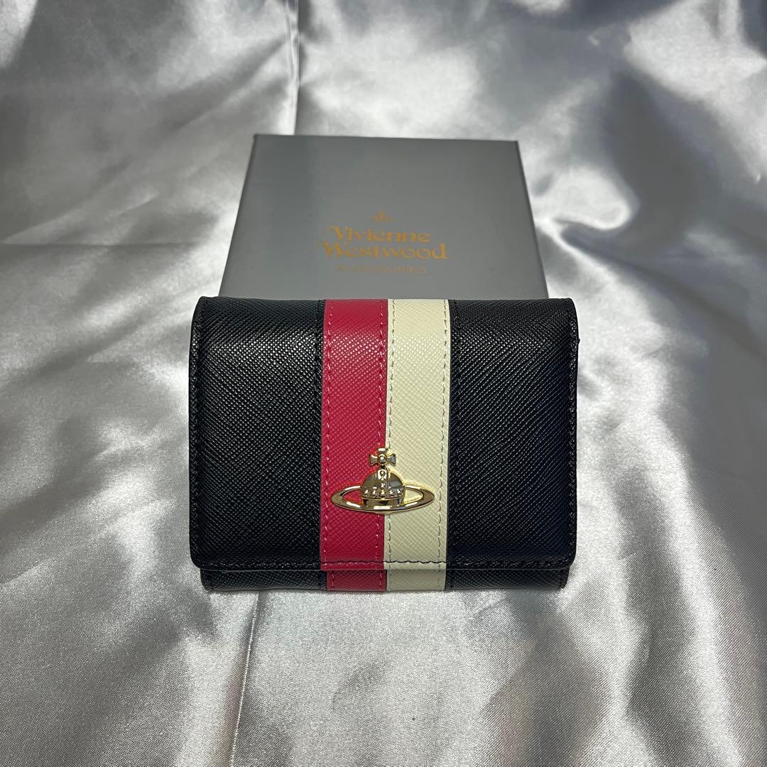 新品 Vivienne Westwood ブラック赤白ライン 三つ折り財布 ヴィヴィアン ウエストウッド Vivienne Westwood 3つ折り財布 ピーユー