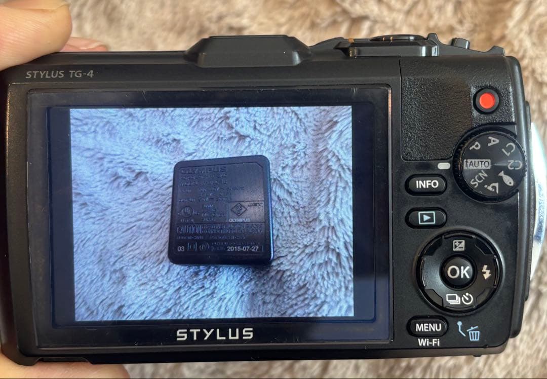 OLYMPUS Tough TG-4 デジタルカメラ