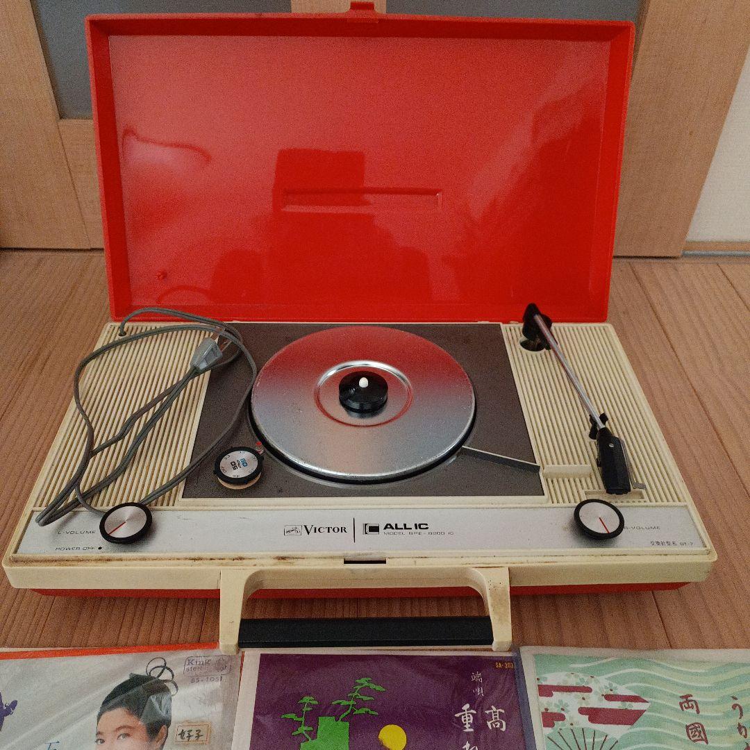 VICTORパーフェクト ステレオ レコードプレーヤー PE-8400 - メルカリ