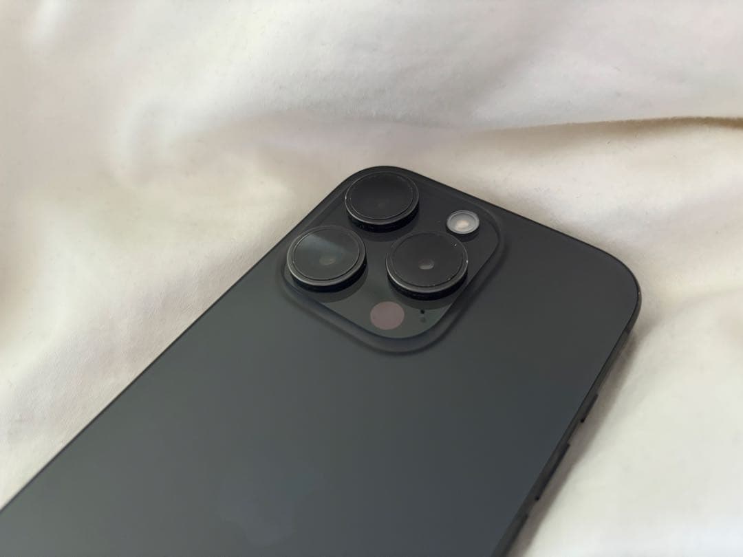 【ジャンク品】iPhone 15 Pro 128GB ブラックチタニウム