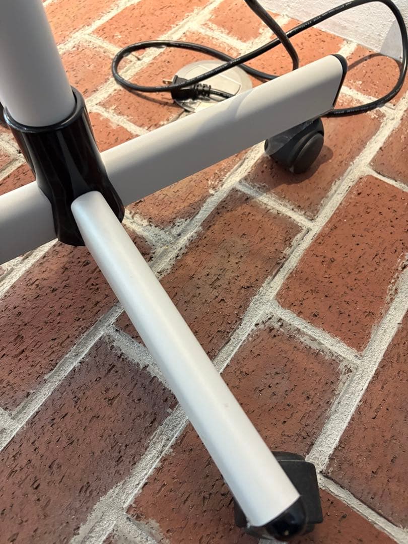 フェイシャルスチーマー中古品