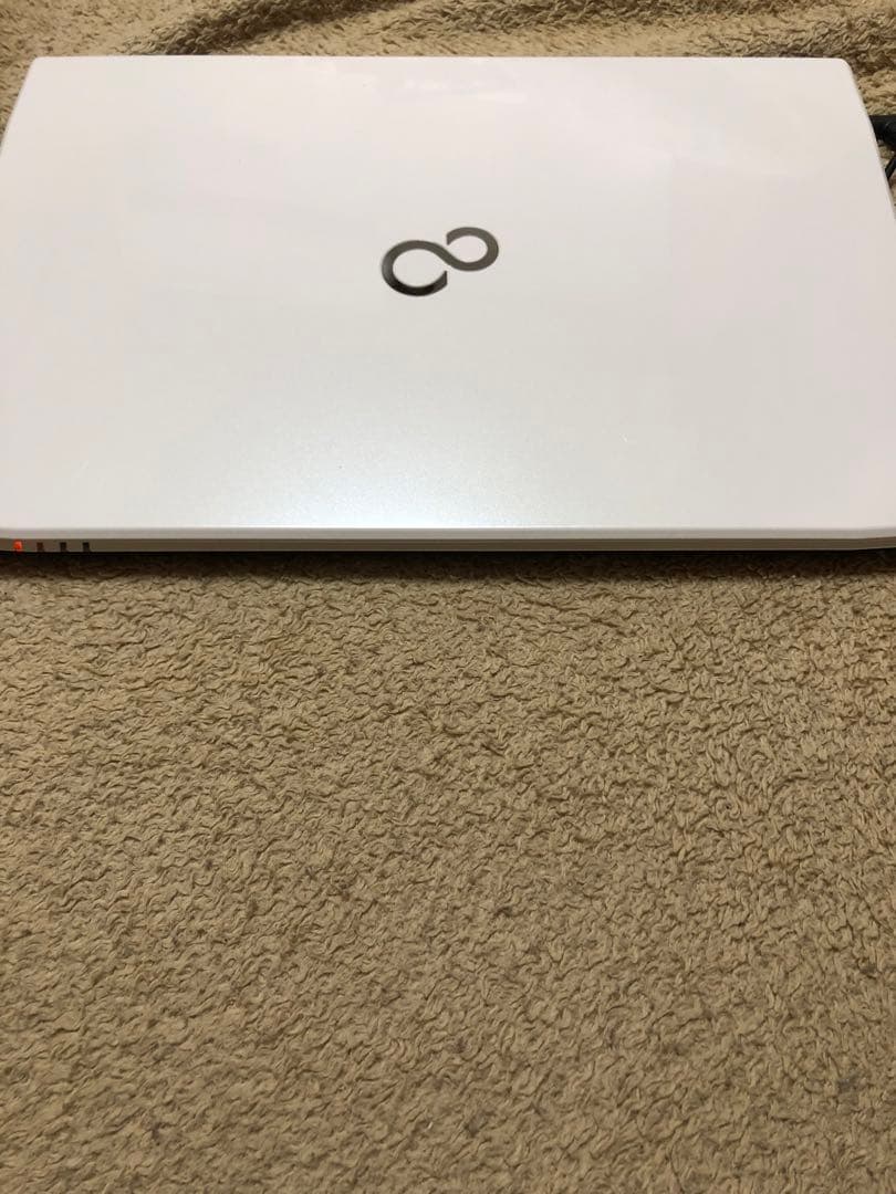 Fujitsu LIFEBOOK AH42/R office有