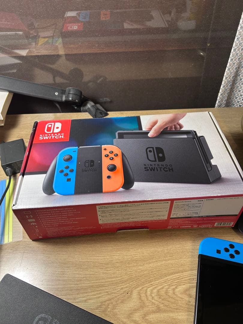 Nintendo Switch 本体 箱付き 付属品付き - メルカリ