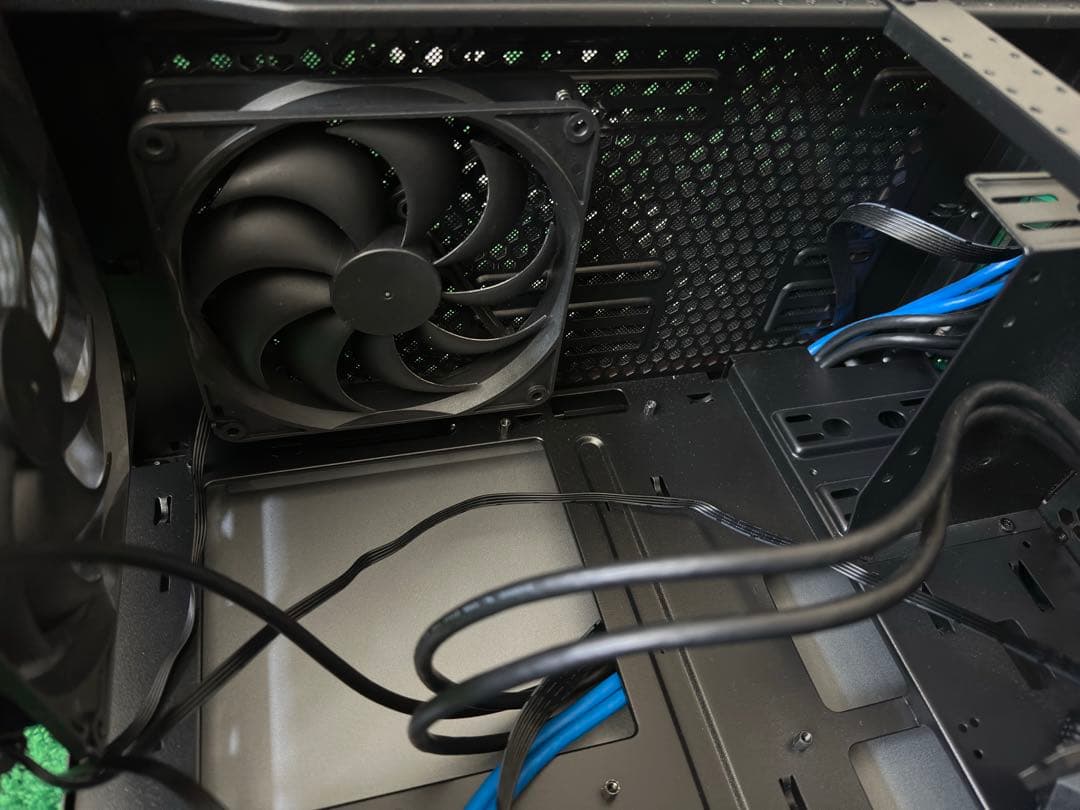 ガレリア PCケース