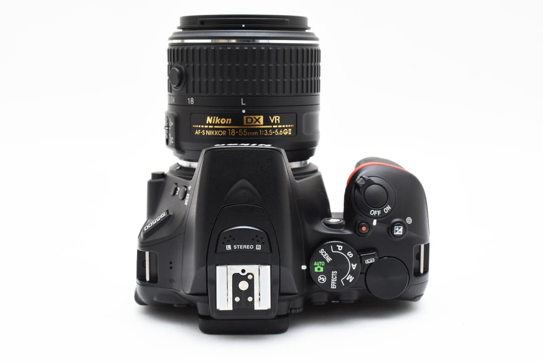 3136ショット Nikon D5500 Wi-Fi レンズセット #8290