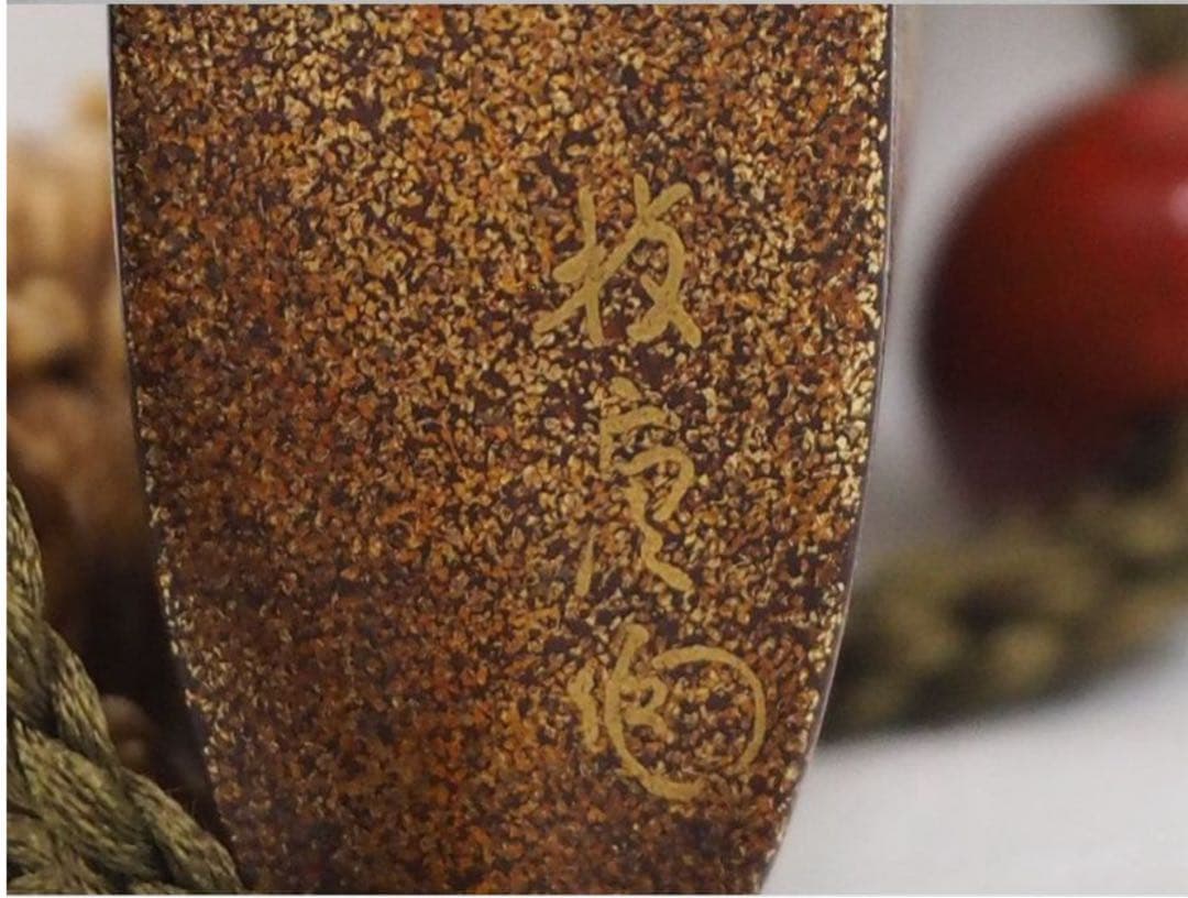 送料無料 江戸時代 極上品（在銘）本金梨子地螺鈿蒔絵 鶏図印籠 人物