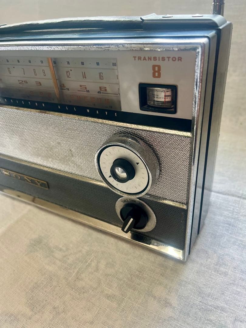 【動作品】希少 難ありSONY TR-812 MW/SWラジオ 昭和レトロ