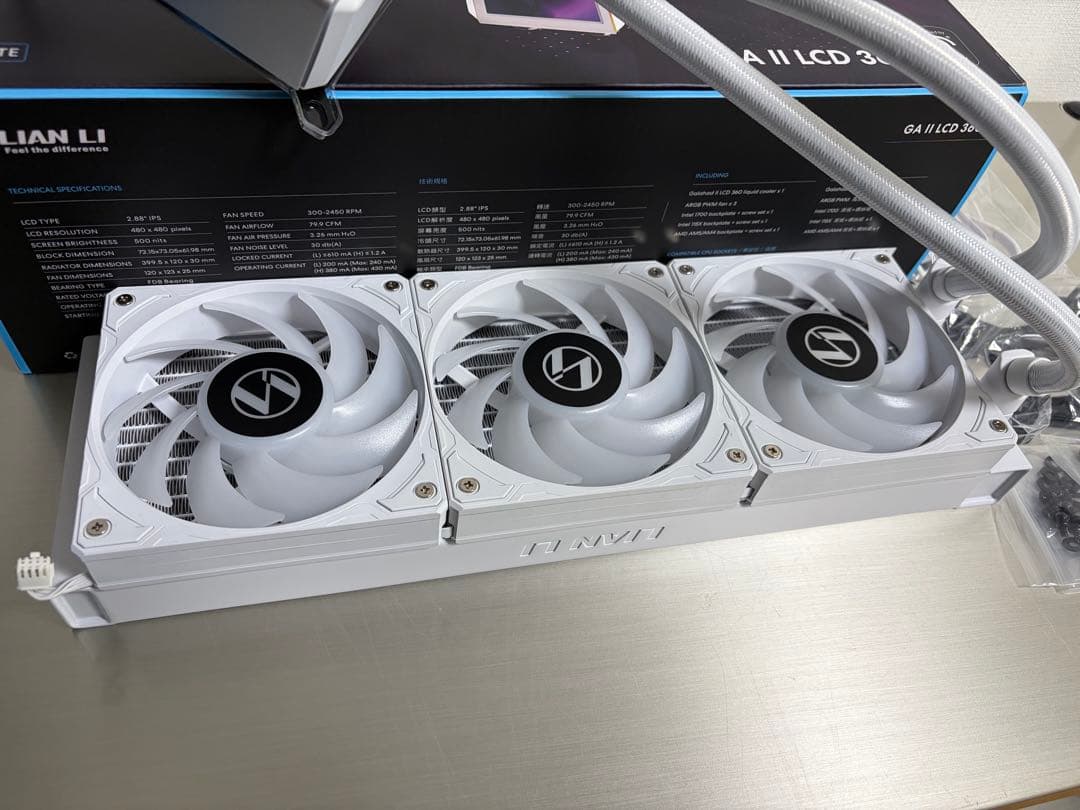 PC用ファン・クーラー LIAN LI GA II LCD 360