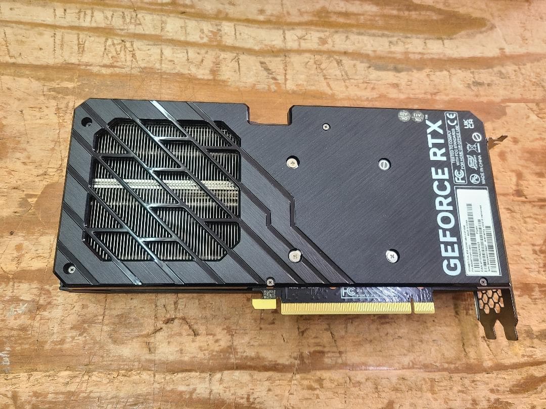 グラフィックボード・グラボ・ビデオカード Palit GeForce RTX 4060 Ti 8GB