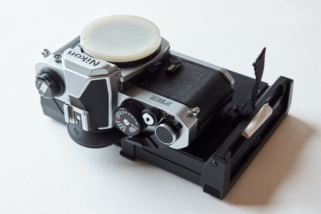 Nikon FM2 一眼レフカメラ ProBack付き