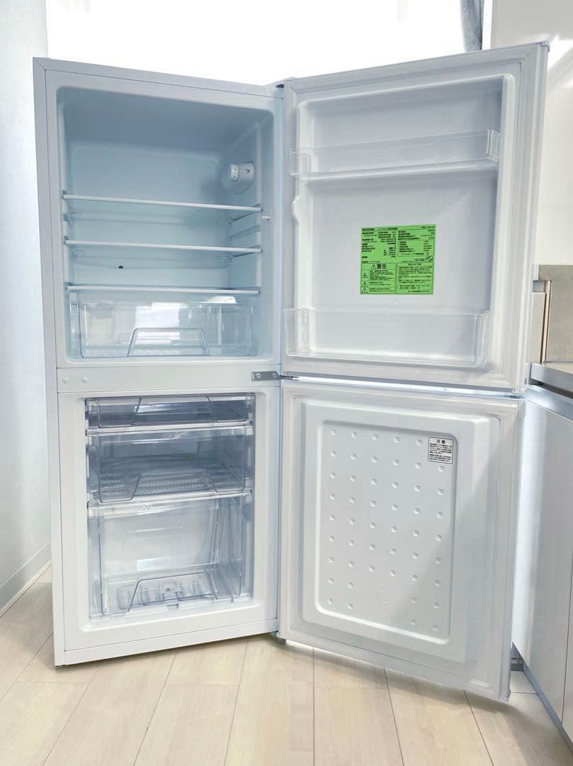 極美品！一人暮らし冷凍冷蔵庫142Lコンパクト大容量アイリスオーヤマホワイト白