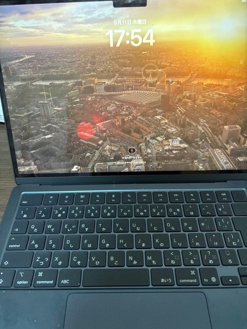 Apple MacBook M4 13.6インチ本体