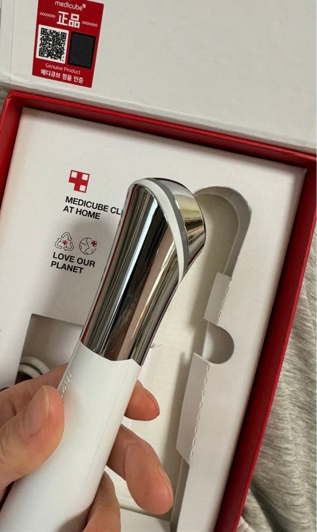 AGE-R ATS AIR SHOT 美容器　充電ケーブルの箱、保証書説明書無し