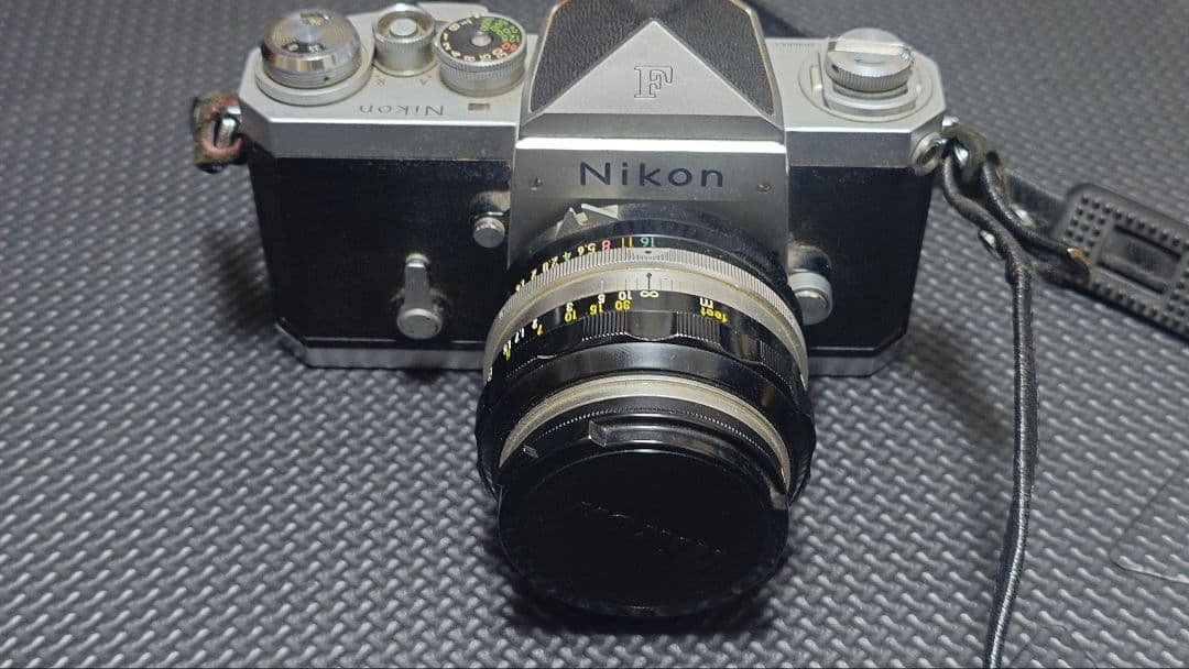希少品 ニコンF レンズ付き 一眼レフ フィルムカメラ
