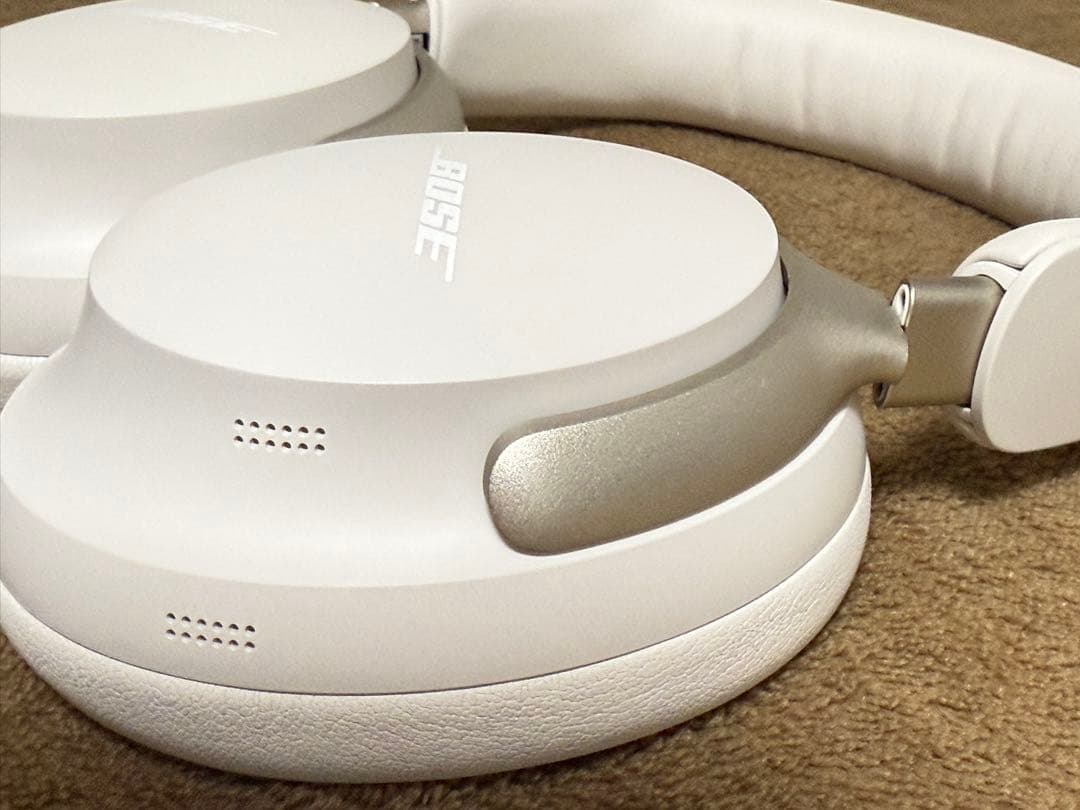 美品 BOSE QuietComfort Ultra ワイヤレスヘッドホン