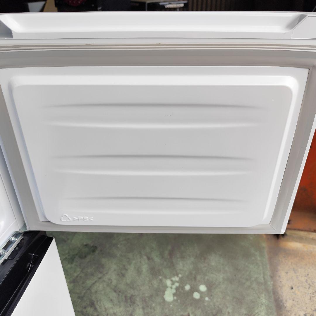 Hisense ハイセンス ノンフロン冷凍冷蔵庫 HR-B1202　2020年製