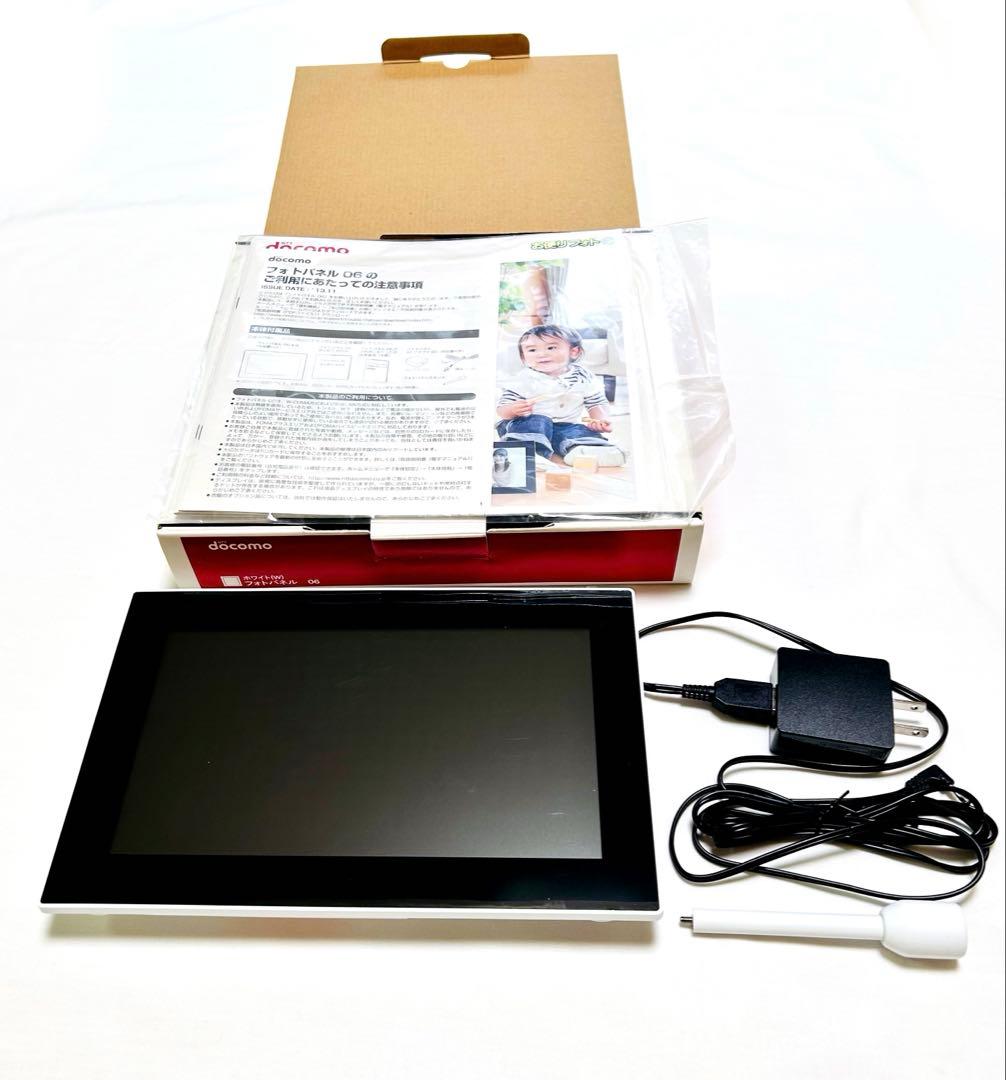 新品】NTT ドコモ フォトパネル06 付属品あり 地デジ視聴可能REGZA