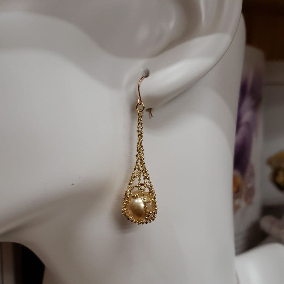 新品　K18ゴールデンパール(南洋真珠)ピアス 楽天市場】K18 天然 南洋ゴールデンパール ピアス 18金 南洋真珠 真珠