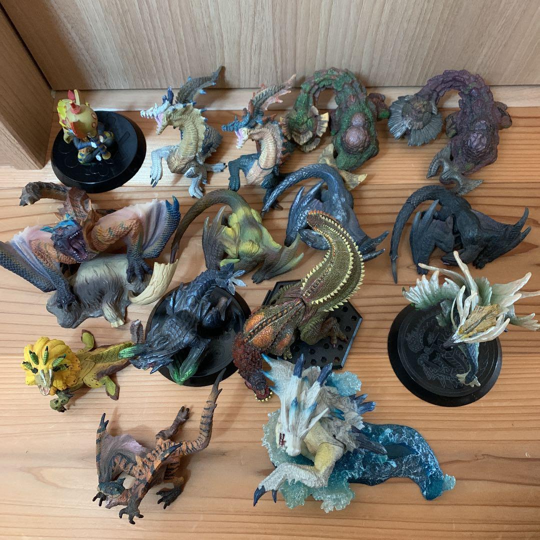 モンハンフィギュア まとめ売り - メルカリ