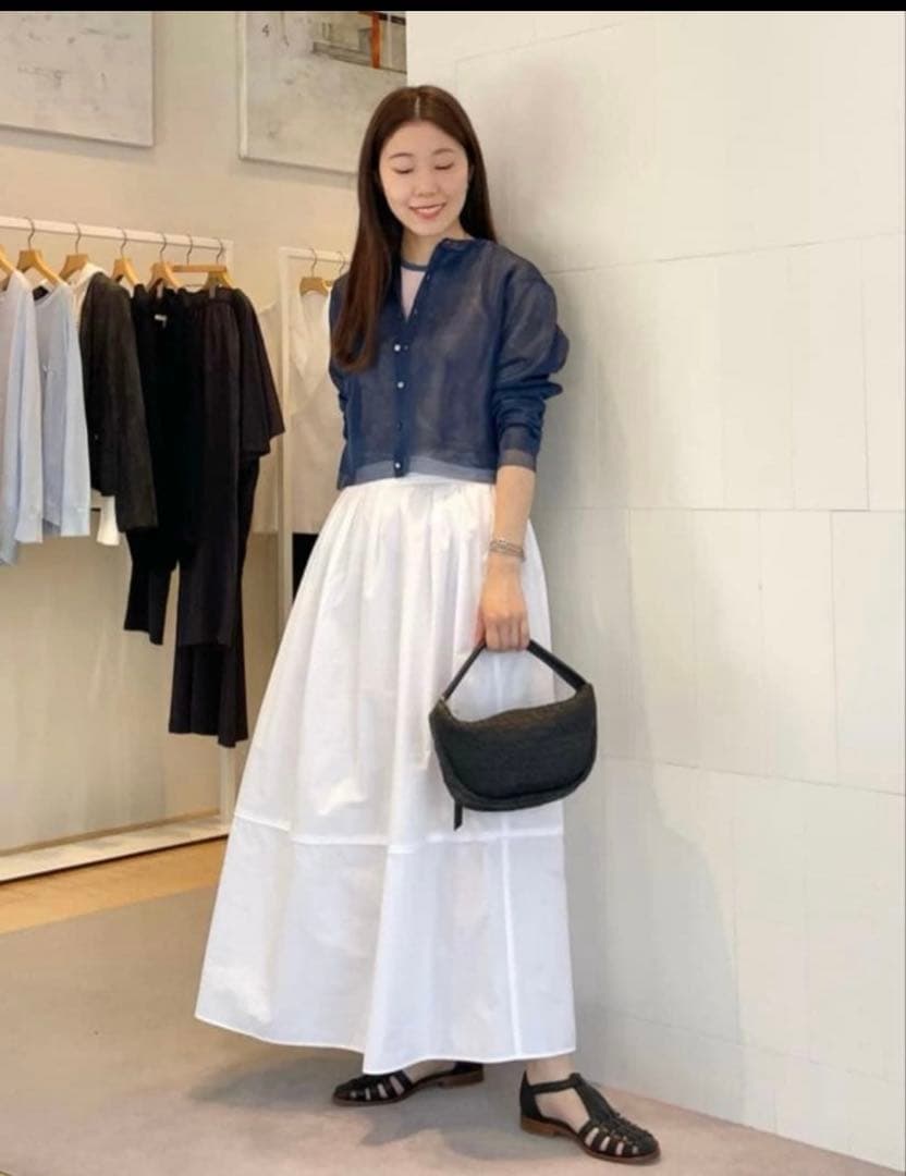 TOMORROW LAND】クリスピータフタ ギャザーマキシスカート 36 - メルカリ