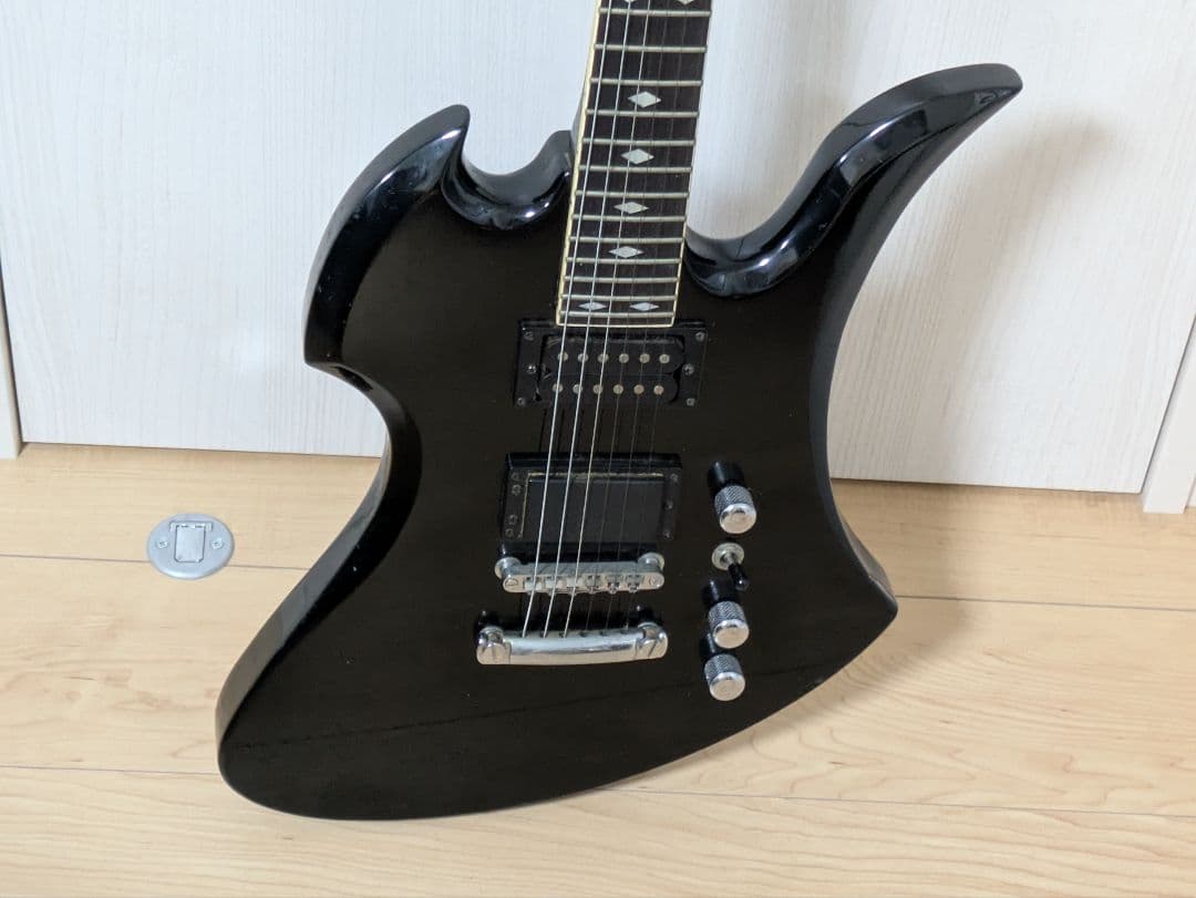 モッキンバード 黒 hide ソフトケース付