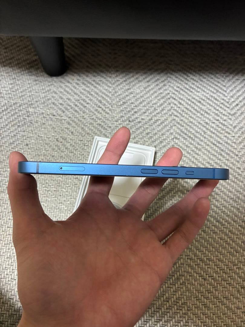 k*A様 【期間限定値下げ中】iPhone13 512GB ブルー　SIMフリー