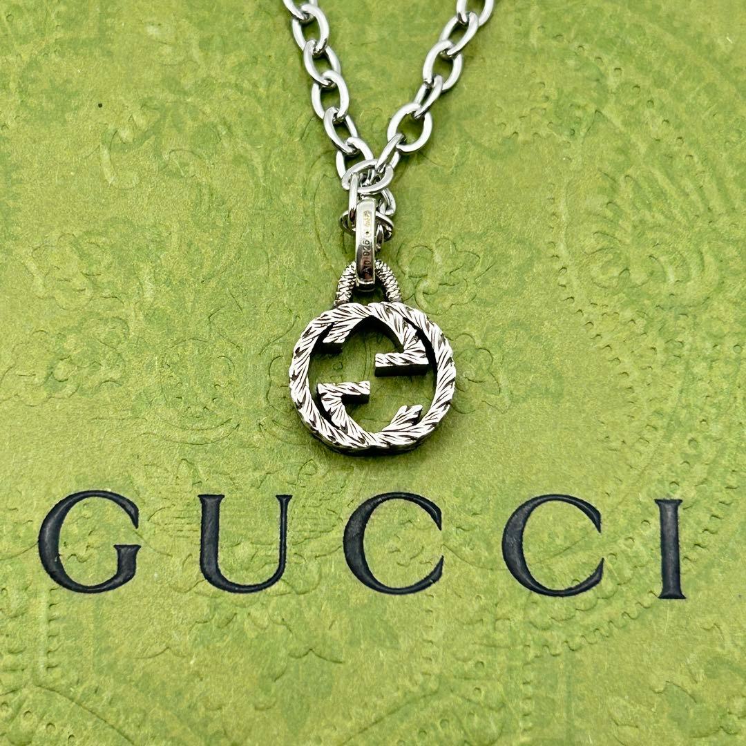 グッチ インターロッキングG アラベスク ネックレス 燻し銀 社外